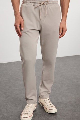 Pantalón regular fit - Beige