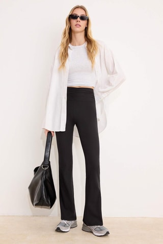 Pantalón flare de tiro alto - Negro