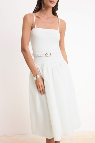 Vestido evasé - Crudo