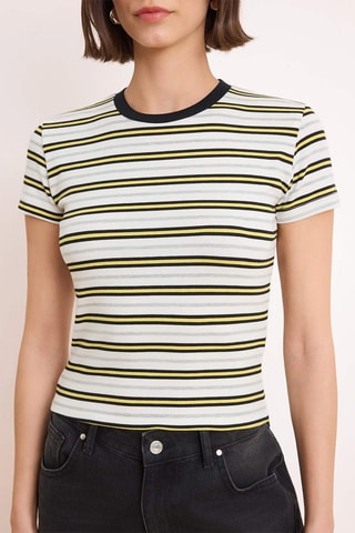 Camiseta - Blanco y amarillo