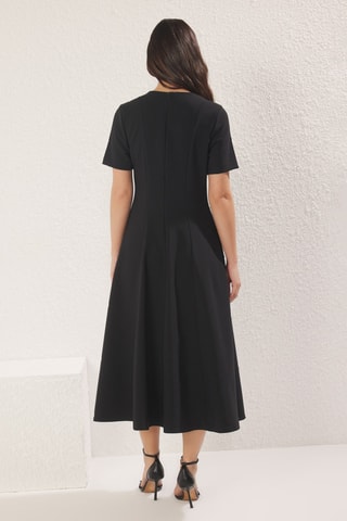 Vestido midi - Negro