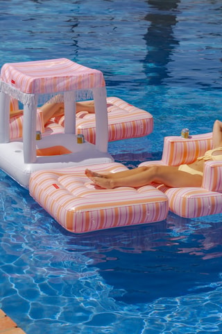 Geleira flutuante - 95 x 90 x 90 cm