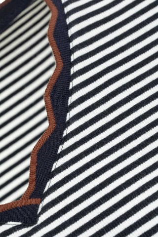 Camiseta - Negro