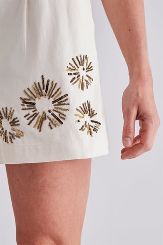Short - Beige