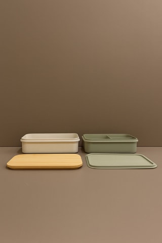 2 lunch boxs - 13 x 19 x 5 / 13 x 19 x 6 cm