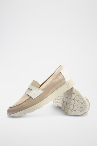 Mocassins em couro envernizado - Branco - Bege