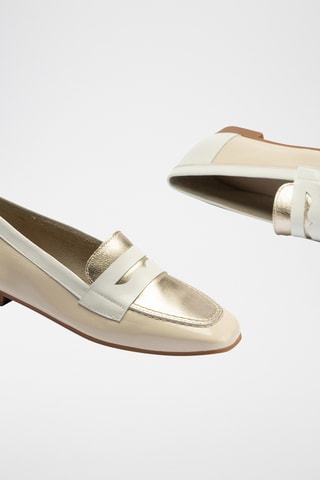 Mocassins em couro - Bege