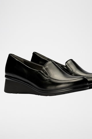 Mocassins com cunha em couro - Preto