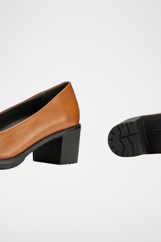 Sapatos de salto em couro - Bege