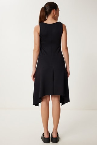 Abito a trapezio  - Nero