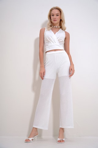 Crop top e pantaloni a vita alta - Bianco