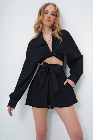 Crop top e shorts a vita alta - Nero