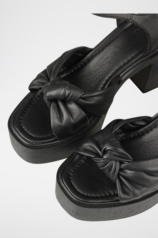 Sandali con tacco - Nero
