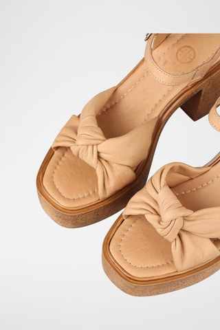 Sandali con tacco - Beige