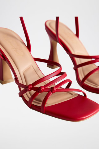 Sandali con tacco in vernice - Rosso
