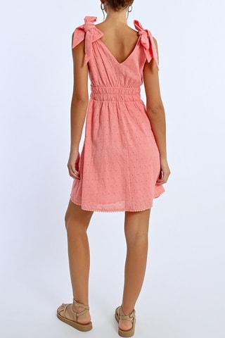 Vestido evasé con bordado inglés - Coral