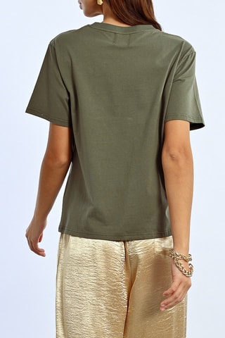 Camiseta - Caqui y dorado
