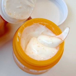 Stay Well - Crema hidratante y protectora - Vitamina C y Niacinamida - Rostro - 50 ml