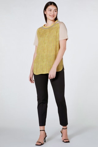 Camiseta - Beige y amarillo