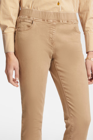 Pantalón slim fit 7/8 - Crudo