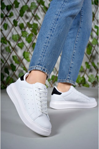 Baskets plateformes - Blanc, noir et nude
