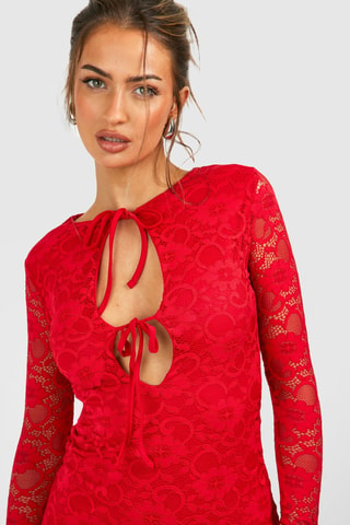 Robe fourreau en dentelle - Rouge