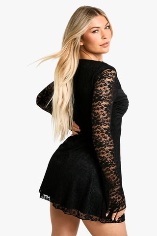 Robe patineuse en dentelle - Noir