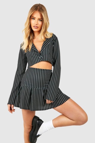 Veste courte et minijupe plissée taille haute - Noir et blanc
