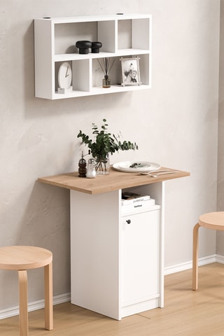 Table à manger et étagère
