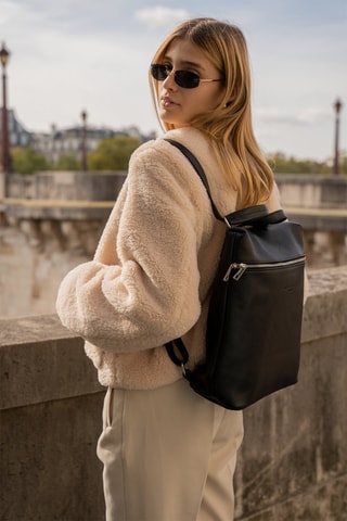 Mochila de couro Livia - Preto e dourado