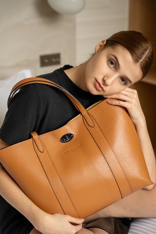 Cabas et pochette en cuir Elis - Camel