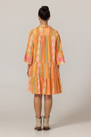 Vestido curto - Branco, laranja e verde