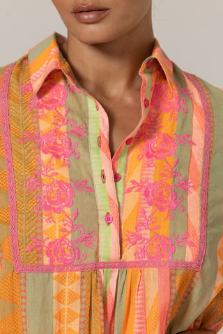 Vestido curto - Branco, laranja e verde