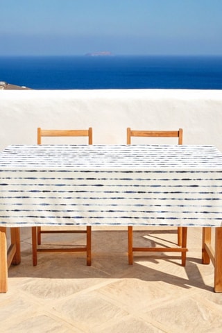 Toalha de mesa antinódoas Emin - Branco