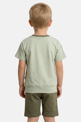 T-shirt e calções - Caqui