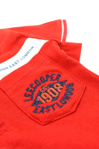 Polo e calções - Branco e vermelho