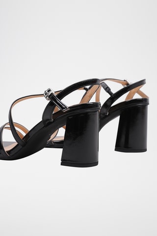 Sandales à talons vernies - Noir