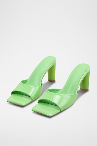 Mules à talons vernies - Vert