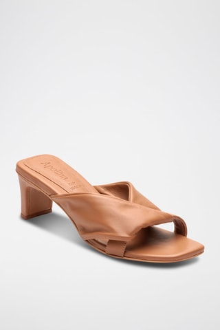 Ciabatte con tacco in pelle di montone nappa  Renee - Marrone