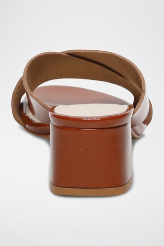 Ciabatte con tacco in pelle verniciata Baudi - Beige e marrone