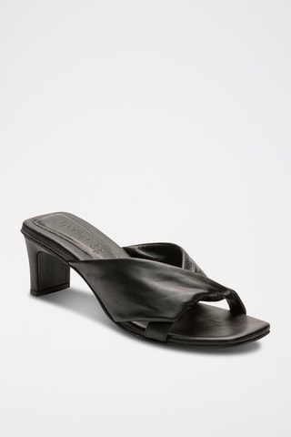 Ciabatte con tacco in pelle di montone nappa  Renee - Nero