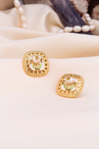 Brincos - Branco e dourado