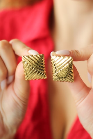 Brincos - Banhado a ouro amarelo