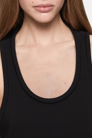Vestido médio sem mangas - Preto - Preto