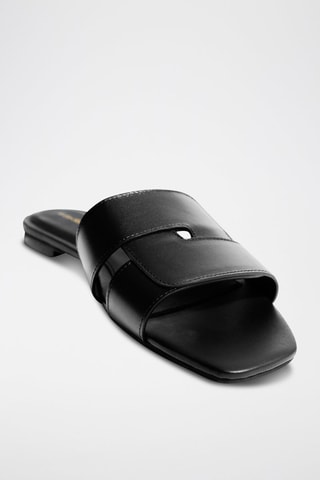 Mules em couro - Preto