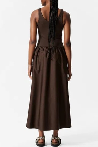 Vestido estilo patinadora - Castanho