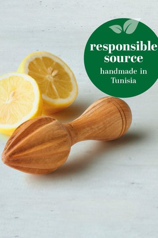 Exprimidor manual de madera de olivo