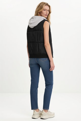 Chaleco con capucha - Negro