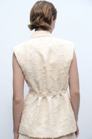 Gilet texturé ceinture - Blanc cassé