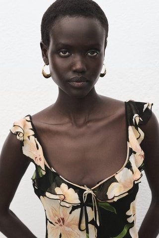 Robe à fleurs détail volants - Noir